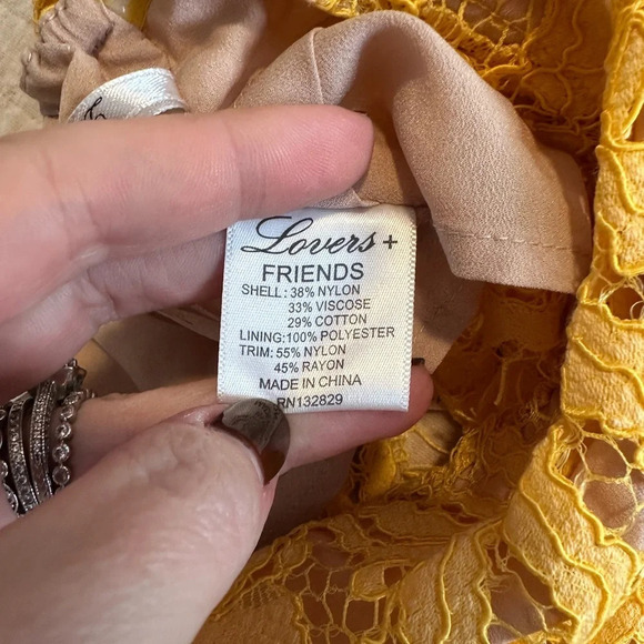 NWT Lovers + Friends Revolve Yellow Lace Thorne Top Golden Yellow XS - Picture 9 of 9